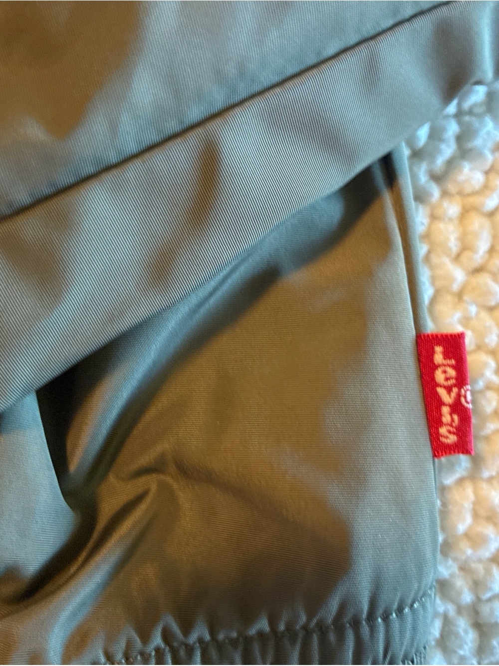 NWOT LEVI'S Lightweight Bomber Utility Jacket Olive Green Size Large - Picture 5 of 16